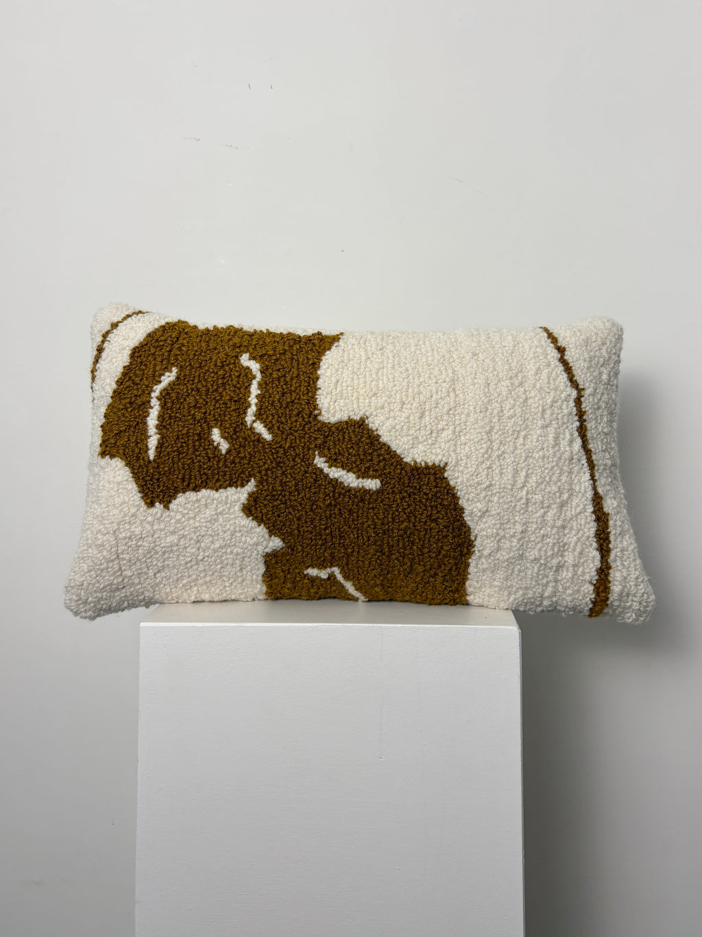 'Rottingdean' | Tufted Rectangle Cushion