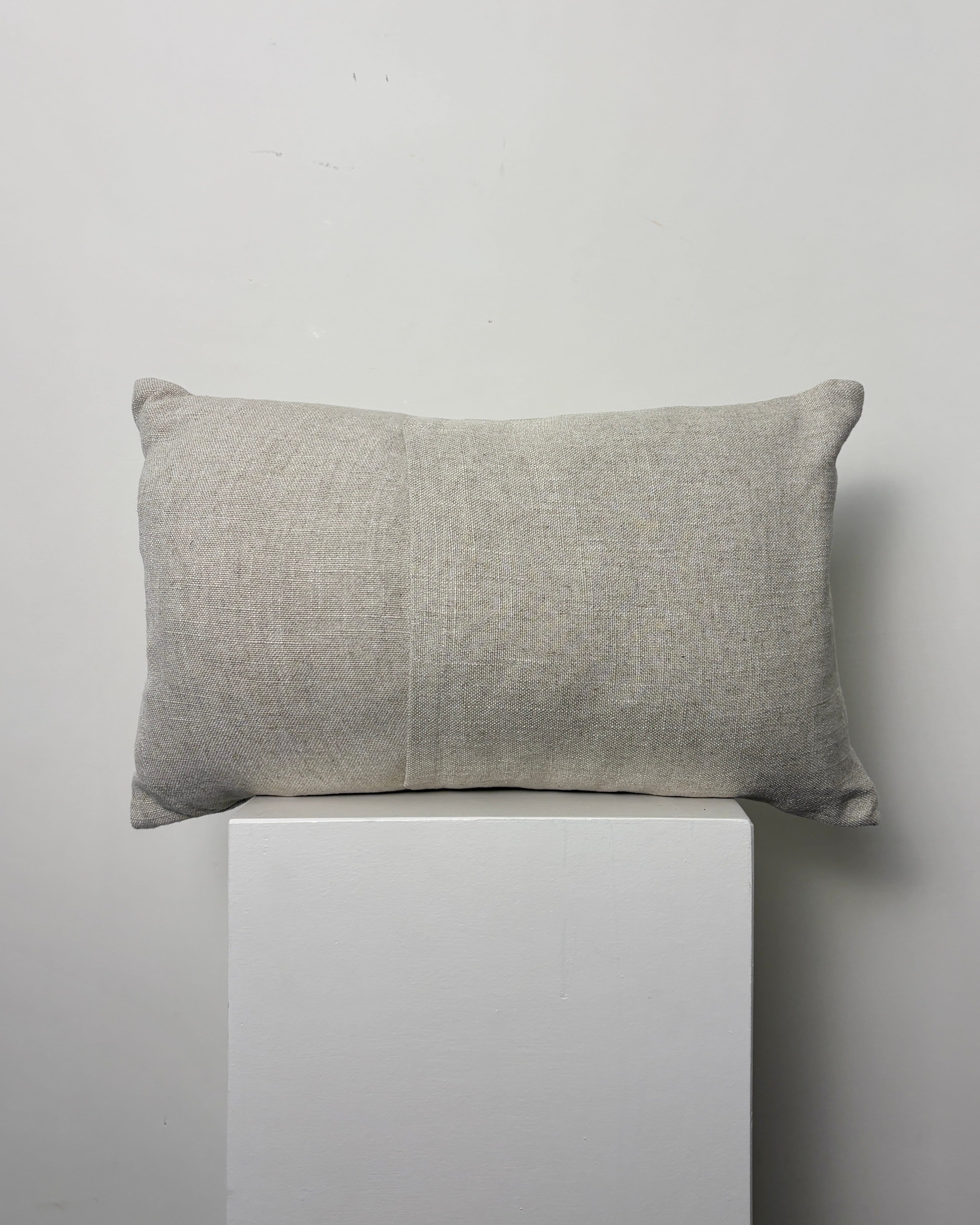 'Serpent' | Seamed Linen Rectangle Cushion