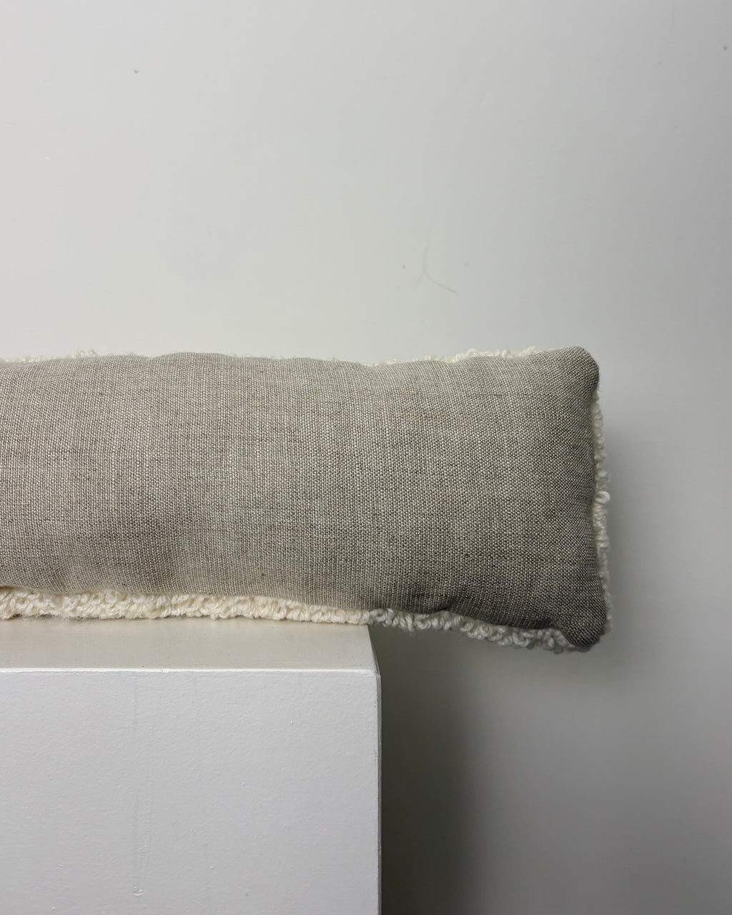 'Table' | Tufted Long Rectangle Cushion