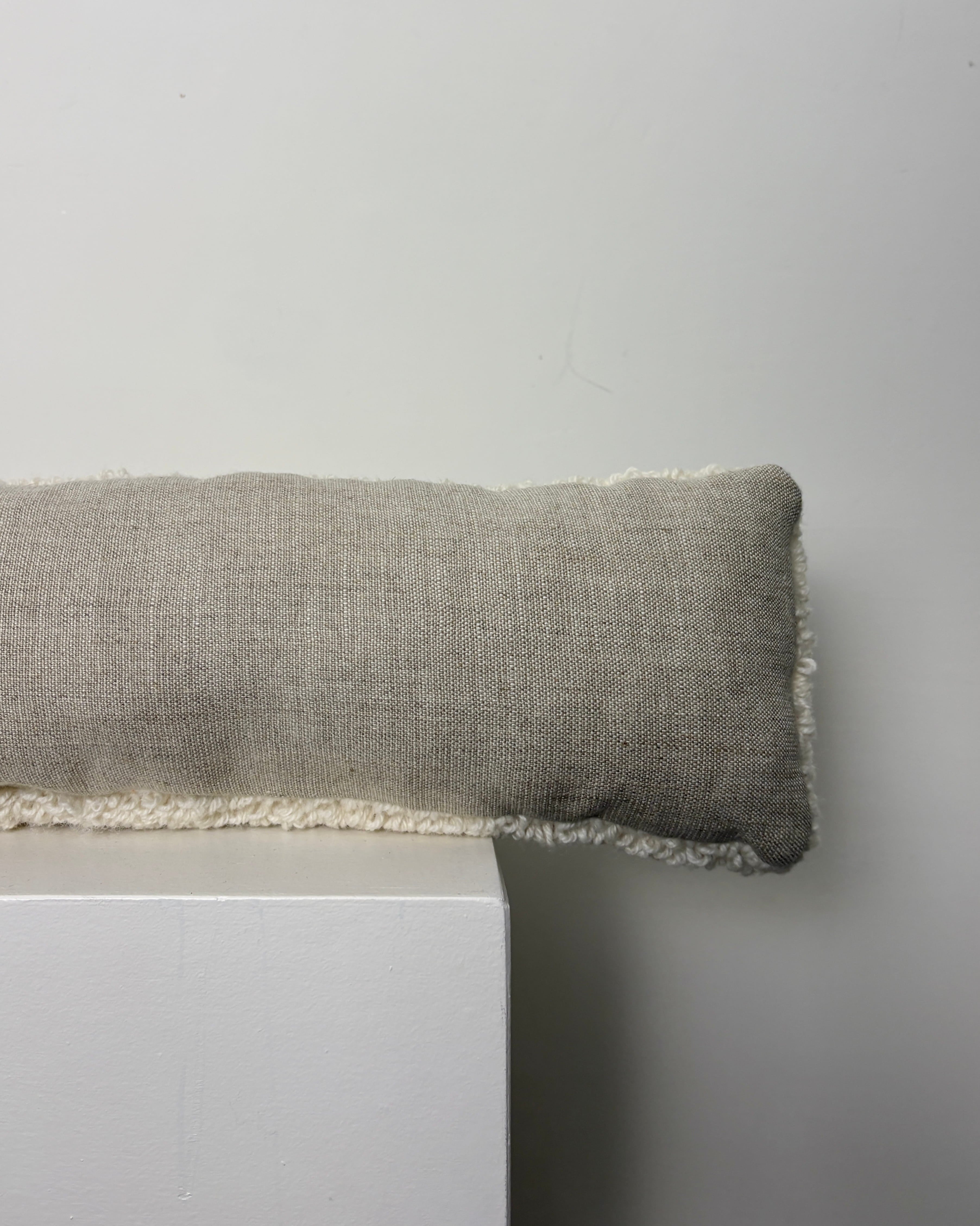 'Table' | Tufted Long Rectangle Cushion